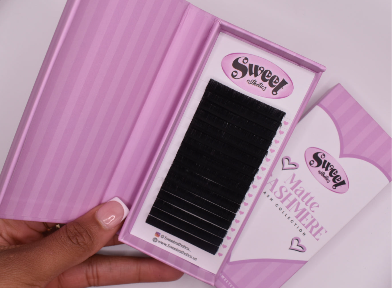 0.07 Lash Trays