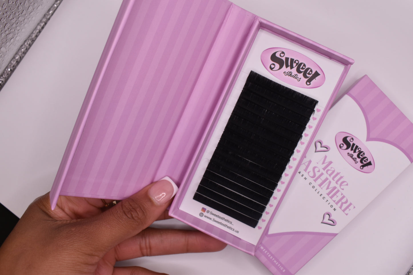 0.03 Lash Trays